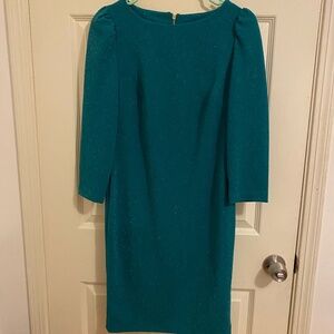 Size 4 Green Calvin Klein Long Sleeve Mid Curve Dress